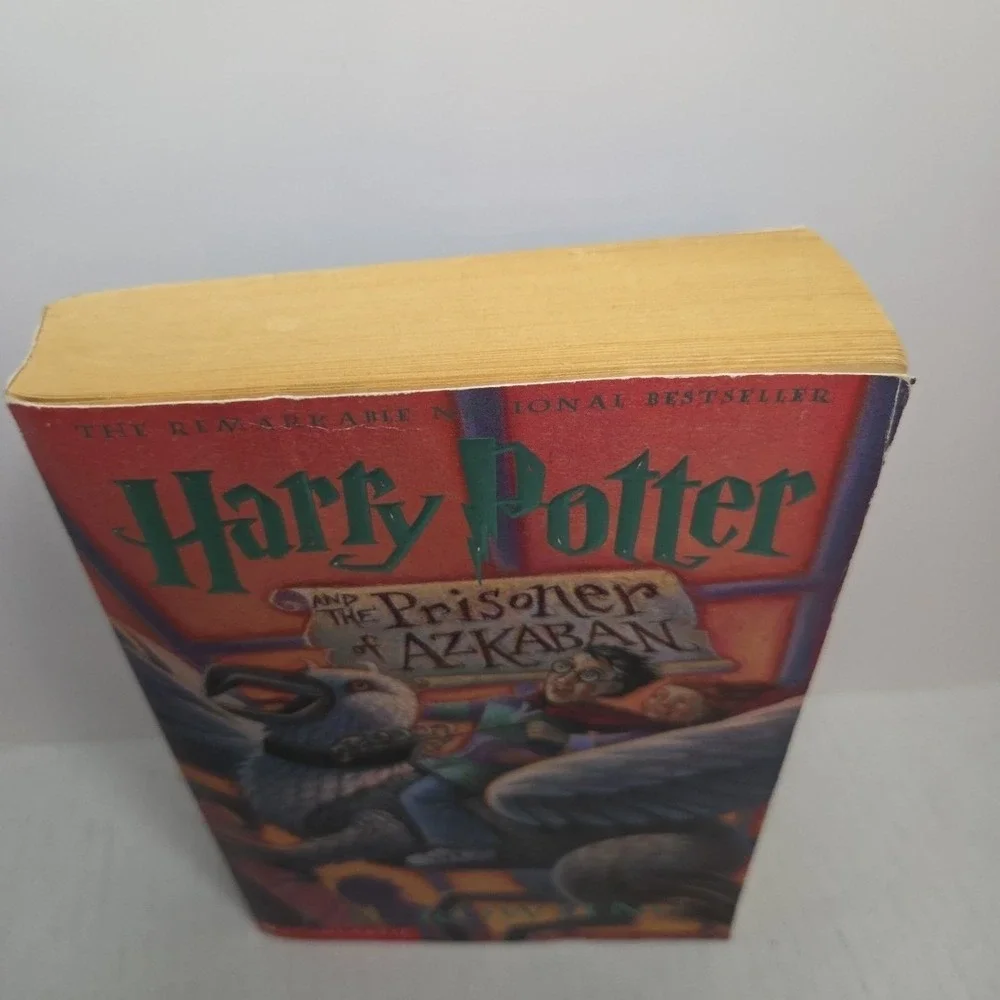 Harry Potter And The Prisoner Of Azkaban - Paperback By J.K. Rowling - VERY GOOD